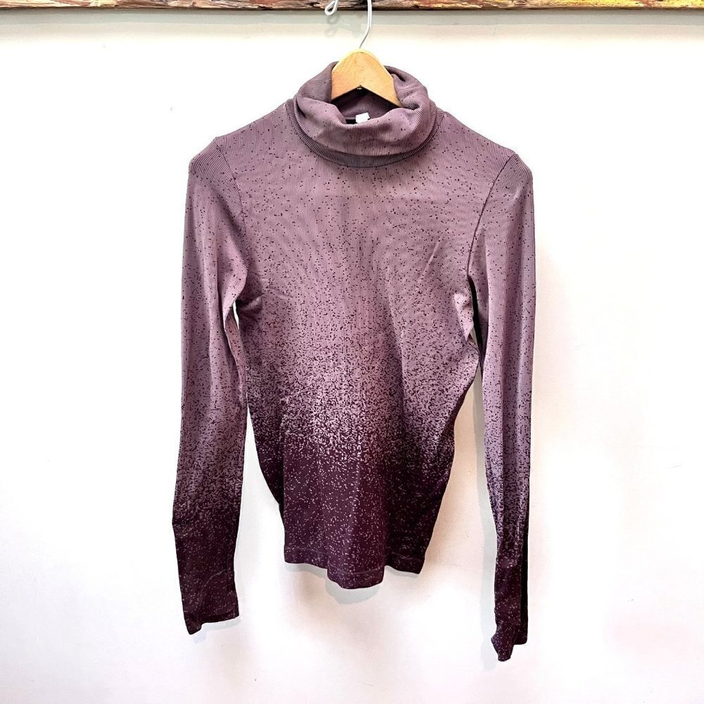 Athleta Turtleneck Purple Flurry Blizzard Gradient Ribbed Top- Size‎ XS